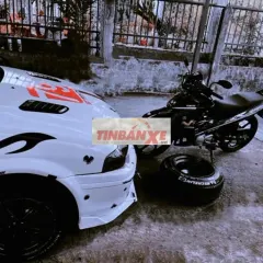Ford Laser 2001 Trắng