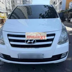 Hyundai Starex 9 chỗ Trắng