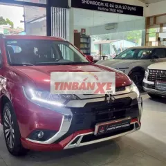 Mitsubishi Outlander CVT 2024 Đỏ 28.153 km