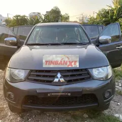 Mitsubishi Triton 2014 2 cầu Sàn may xăng 2.4