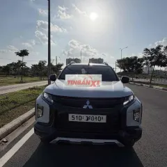 Mitsubishi Triton MIVEC Athlete 4x4 Trắng