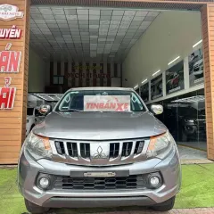 Mitsubishi Triton 2018 1 cầu số tự động Xám