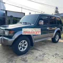 Mitsubishi Pajero V43 Xanh Số sàn