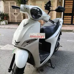 VinFast Feliz 2025 Trắng 2 Pin 2.4 Kwh.