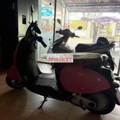 Xe điện VinFast Motio màu Hồng