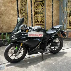 Honda CBR 150 ABS 2025 Đen 1300km xe lướt mới tinh