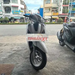 Honda Lead 2025 Trắng