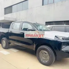 Toyota Hilux Standard 2.8L 4x2 MT 2026 - 577 Triệu