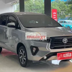 Cần bán Innova E số sàn 2021 Bạc Giá giảm sập sàn