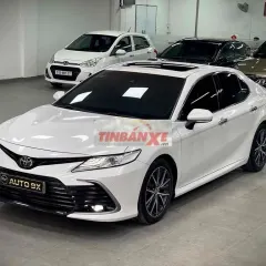 🚘 Toyota Camry 2.0Q Model 2023 Trắng ngọc trai