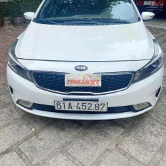 KIA Cerato Trắng