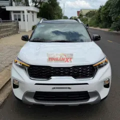 Kia Sonet premium 2023 trắng 29000 km rất đẹp