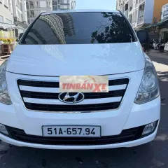 Hyundai Starex 2016 9 chỗ Dầu Trắng