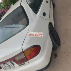 Mazda 323 2000 Trắng