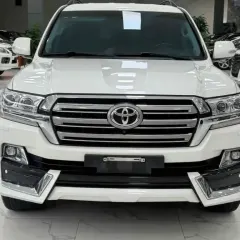 Land Cruiser 4.6 V8, sản xuất 2019 xe đẹp xuất sắc. Giá cực tốt.
