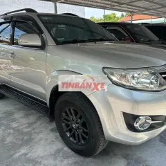 Toyota Fortuner 2015 Bạc Tự động 7 chỗ