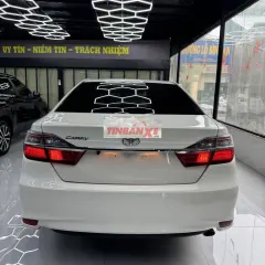 Toyota Camry 2.0E 2018 Trắng 80000 km