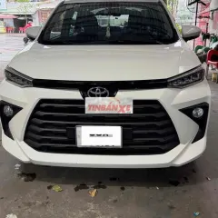 Toyota Avanza Premio 12/2023 AT