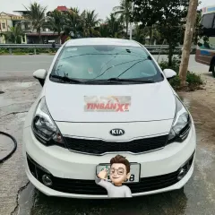 Kia Rio Trắng 5 chỗ