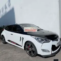 Hyundai Veloster Trắng Đen Cửa trời