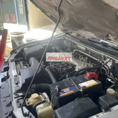 Mitsubishi Pajero V75 2005 Bạc