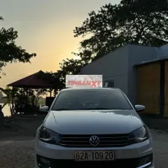 Volkswagen Polo 1.6 AT Trắng 60000 km