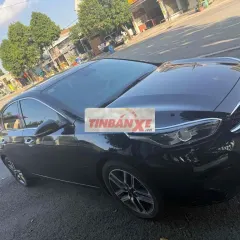 Kia Cerato 5 chỗ màu Đen