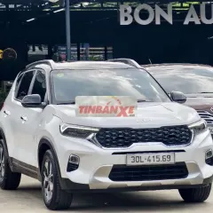 Kia Sonet premium 2023 trắng 3 vạn