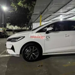 BYD M6 2025 Trắng 15.000km