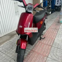 Xe máy điện Yadea Vekoo màu Đỏ