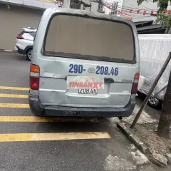Toyota Hiace 2002 Xám