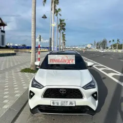 Toyota Yaris Cross HEV 2023 Trắng Hybrid