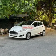 Ford Fiesta 2017 bản full Turbo Trắng 65.000km