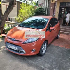 Ford Fiesta Hatchback 2011 Màu Cam
