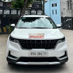 Kia Carnival Luxury 2.2D 2022 Trắng