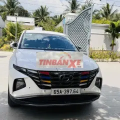 Hyundai Tucson Trắng 5 chỗ bản 2.0 xăng Đặc Biệt