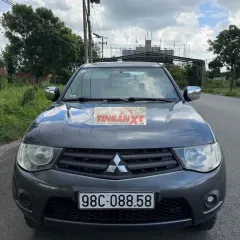 Mitsubishi Triton 2011 Số Sàn 2 Cầu Máy Xăng