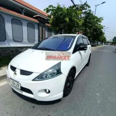 Mitsubishi Grandis 7 chỗ Trắng