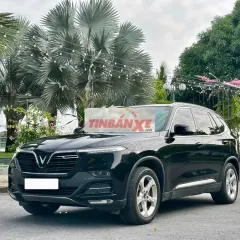 Vinfast Lux SA Plus - 2021 - 6v8km - Màu đen