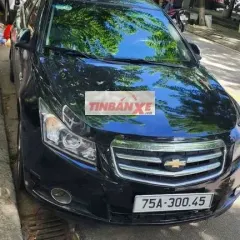 Chevrolet Cruze 5 chỗ số tự động màu Đen