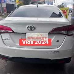 Toyota Vios 2024 Trắng Số sàn 56.410 km