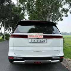 Kia Carnival 2.2D Signature 2023 Trắng 59000 km
