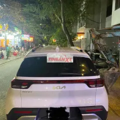Kia Sonet 2023 Deluxe AT Trắng