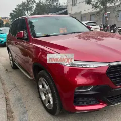 VinFast Lux SA2.0 SUV Đỏ