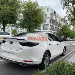 Mazda Mazda 3 Luxury 2023 Trắng 24158 km