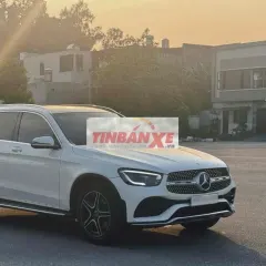 Mercedes-Benz GLC 300 Trắng 5 chỗ