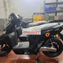 Xe máy điện Yadea Voltguard V002 Đen