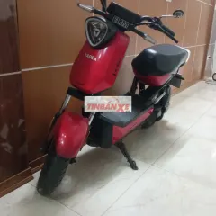 Xe điện Yadea X-Bull 2022 màu Đỏ