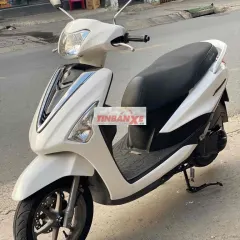 Yamaha Acruzo Trắng