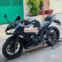 Kawasaki Ninja N4